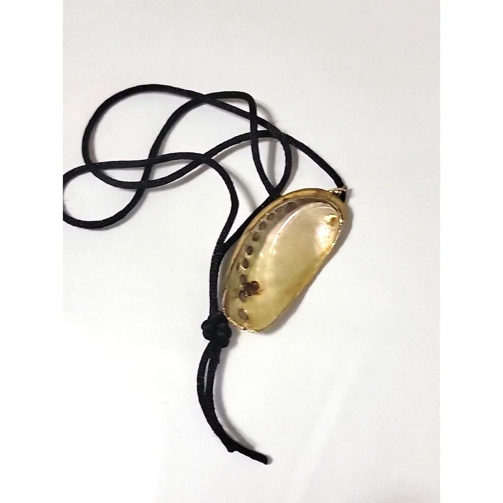 Unbranded green shell